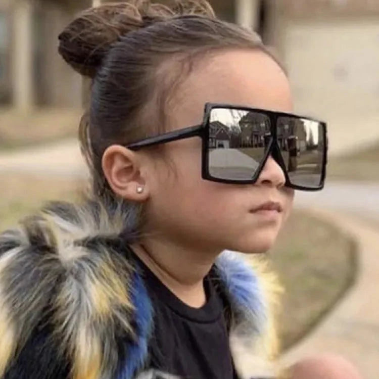 Mini Fashionistas: Óculos de Sol Quadrados para Bebês